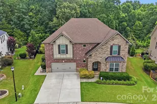 1385 Cilantro Ct, Tega Cay, SC 29708 - Photo 3