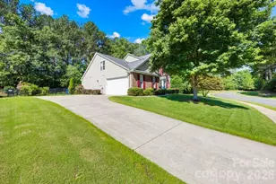 610 Springwood Dr, Waxhaw, NC 28173 - Photo 3