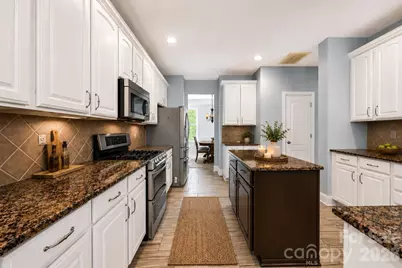 610 Springwood Drive, Waxhaw, NC 28173 - Photo 11