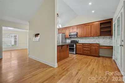 1436 20th Avenue Place NE, Hickory, NC 28601 - Photo 9