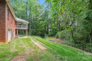 1436 20th Ave Pl NE, Hickory, NC 28601 - Photo 37