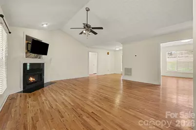 1436 20th Avenue Place NE, Hickory, NC 28601 - Photo 7