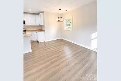 302 White Street, Cherryville, NC 28021 - Photo 5