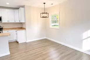 302 White St, Cherryville, NC 28021 - Photo 5