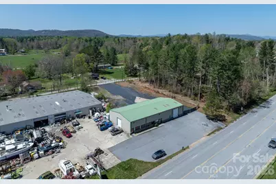 2997 Spartanburg Highway, East Flat Rock, NC 28726 - Photo 5