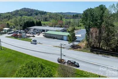 2997 Spartanburg Highway, East Flat Rock, NC 28726 - Photo 3