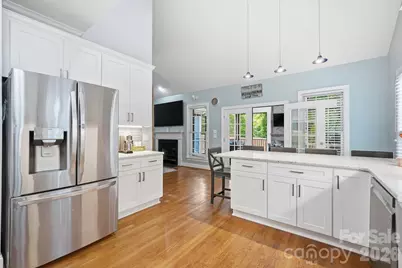 7702 Spanish Oaks Drive, Waxhaw, NC 28173 - Photo 11