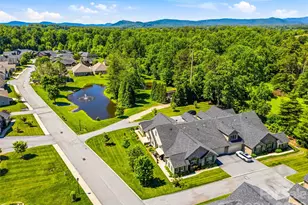 426 Summerfield Pl, Flat Rock, NC 28731 - Photo 1