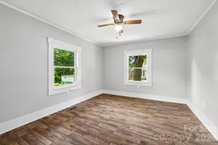 701 N Scruggs St, Gastonia, NC 28052 - Photo 13