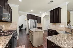 9530 Reid Hall Ln, Matthews, NC 28105 - Photo 11