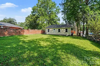 3628 Michigan Avenue, Charlotte, NC 28215 - Photo 19