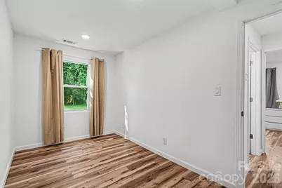 3628 Michigan Avenue, Charlotte, NC 28215 - Photo 15