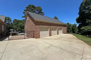 132 Monarch Ln, Mooresville, NC 28115 - Photo 5