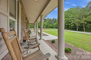132 Monarch Ln, Mooresville, NC 28115 - Photo 3