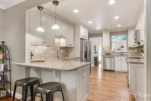 5634 Wedgewood Dr, Charlotte, NC 28210 - Photo 11