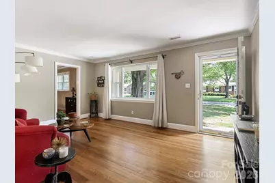 5634 Wedgewood Drive, Charlotte, NC 28210 - Photo 3