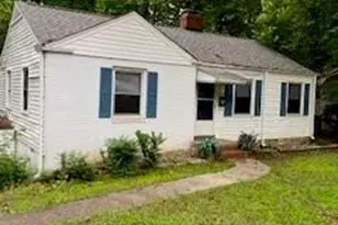 1909 Camp Greene St, Charlotte, NC 28208 - Photo 3