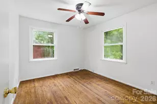 1909 Camp Greene St, Charlotte, NC 28208 - Photo 13