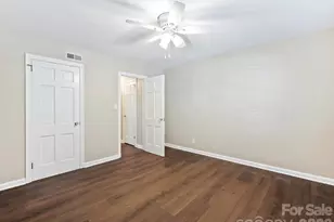 107 S Laurel Ave, Charlotte, NC 28207 - Photo 13
