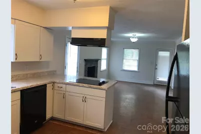 128 Woodlynn Drive, Charlotte, NC 28214 - Photo 9