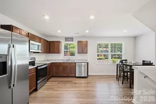 2051 Langer St, Charlotte, NC 28214 - Photo 5