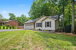 7382 Summit Dr, Denver, NC 28037 - Photo 3