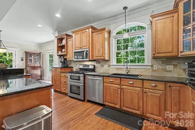 162 Twin Lakes Drive, Statesville, NC 28625 - Photo 9
