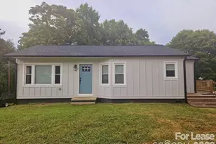 42 Laurel St, Granite Falls, NC 28630 - Photo 1
