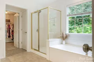 6807 Guinevere Dr, Charlotte, NC 28277 - Photo 21