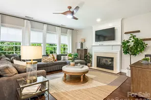 6807 Guinevere Dr, Charlotte, NC 28277 - Photo 7