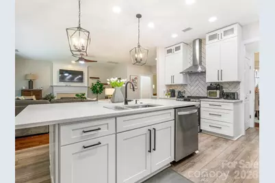 6807 Guinevere Drive, Charlotte, NC 28277 - Photo 11