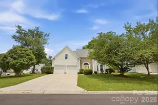 11323 Laurel View Dr, Charlotte, NC 28273 - Photo 3