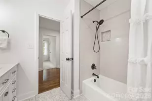 5617 Hillbrook Dr, Charlotte, NC 28226 - Photo 29