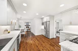 5617 Hillbrook Dr, Charlotte, NC 28226 - Photo 13