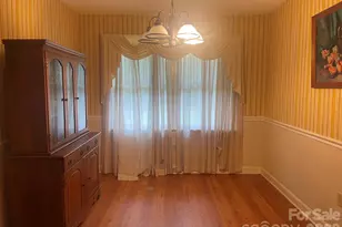 8806 Crestwood Dr, Mount Pleasant, NC 28124 - Photo 9