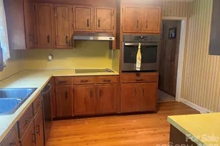 8806 Crestwood Dr, Mount Pleasant, NC 28124 - Photo 11