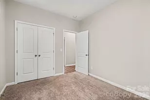1029 Culver Spring Way, Charlotte, NC 28215 - Photo 11