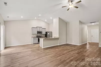 1029 Culver Spring Way, Charlotte, NC 28215 - Photo 3