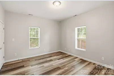 4514 Wildwood Avenue, Charlotte, NC 28208 - Photo 9