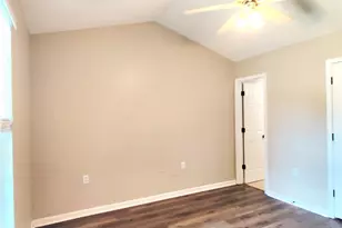 1501 Bear Brook Dr, Charlotte, NC 28214 - Photo 9