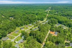 2294 Country Club Dr, Lancaster, SC 29720 - Photo 29