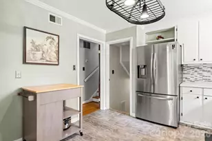 912 Parkwood Rd, Shelby, NC 28150 - Photo 9