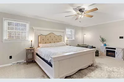 912 Parkwood Road, Shelby, NC 28150 - Photo 3