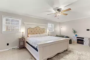 912 Parkwood Rd, Shelby, NC 28150 - Photo 3