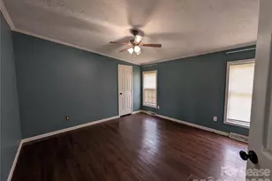 824 Perry Rd, Troutman, NC 28166 - Photo 15