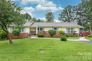 352 Cedar Ln, Arden, NC 28704 - Photo 1