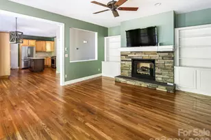 103 Woodburn Dr, Swannanoa, NC 28778 - Photo 3