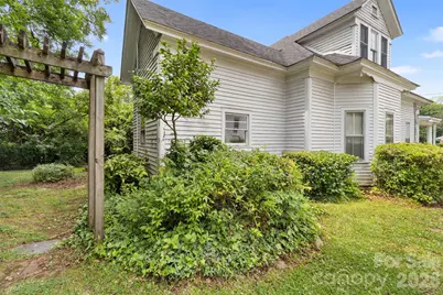215 S Rutherford Street, Wadesboro, NC 28170 - Photo 3