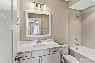 2244 Rock Creek Dr, Charlotte, NC 28226 - Photo 35