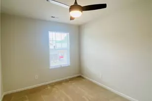 9213 Grand Valley Dr, Charlotte, NC 28213 - Photo 15